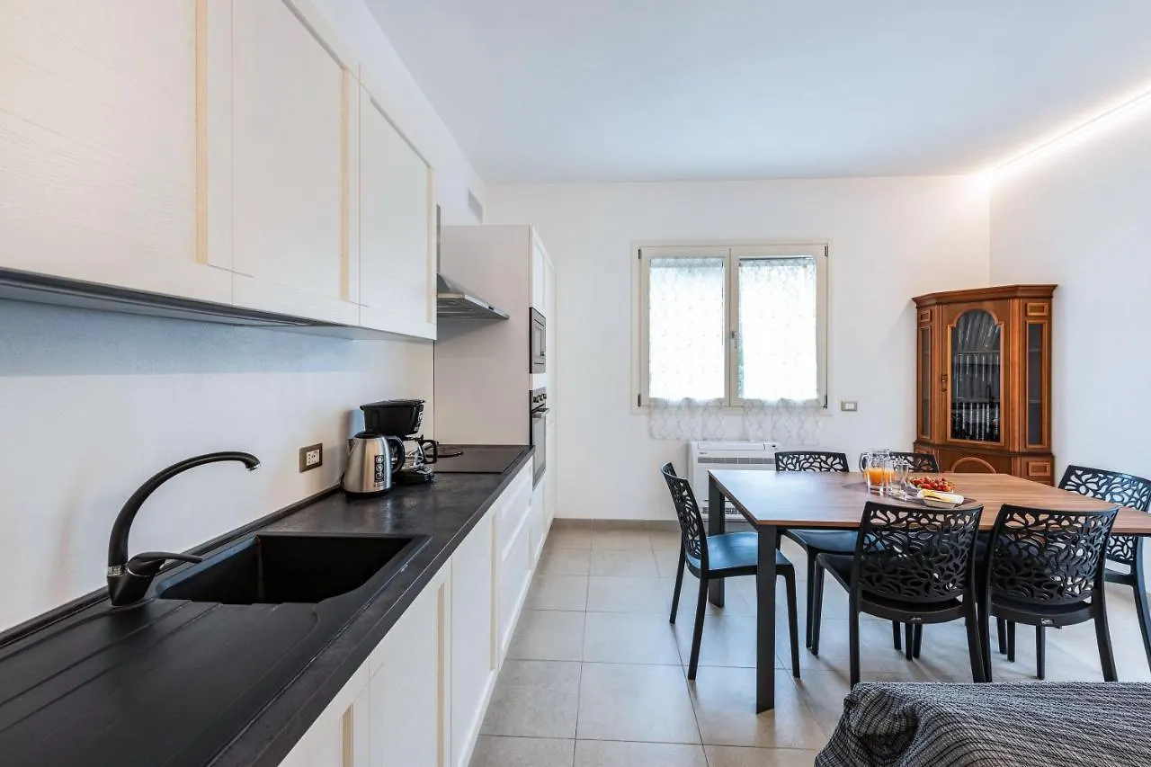 Holiday home Casa Giustina Villa Toscolano Maderno